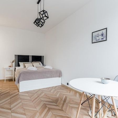 Flatbook - Old Town Apartments Ogarna Gdańsk Extérieur photo